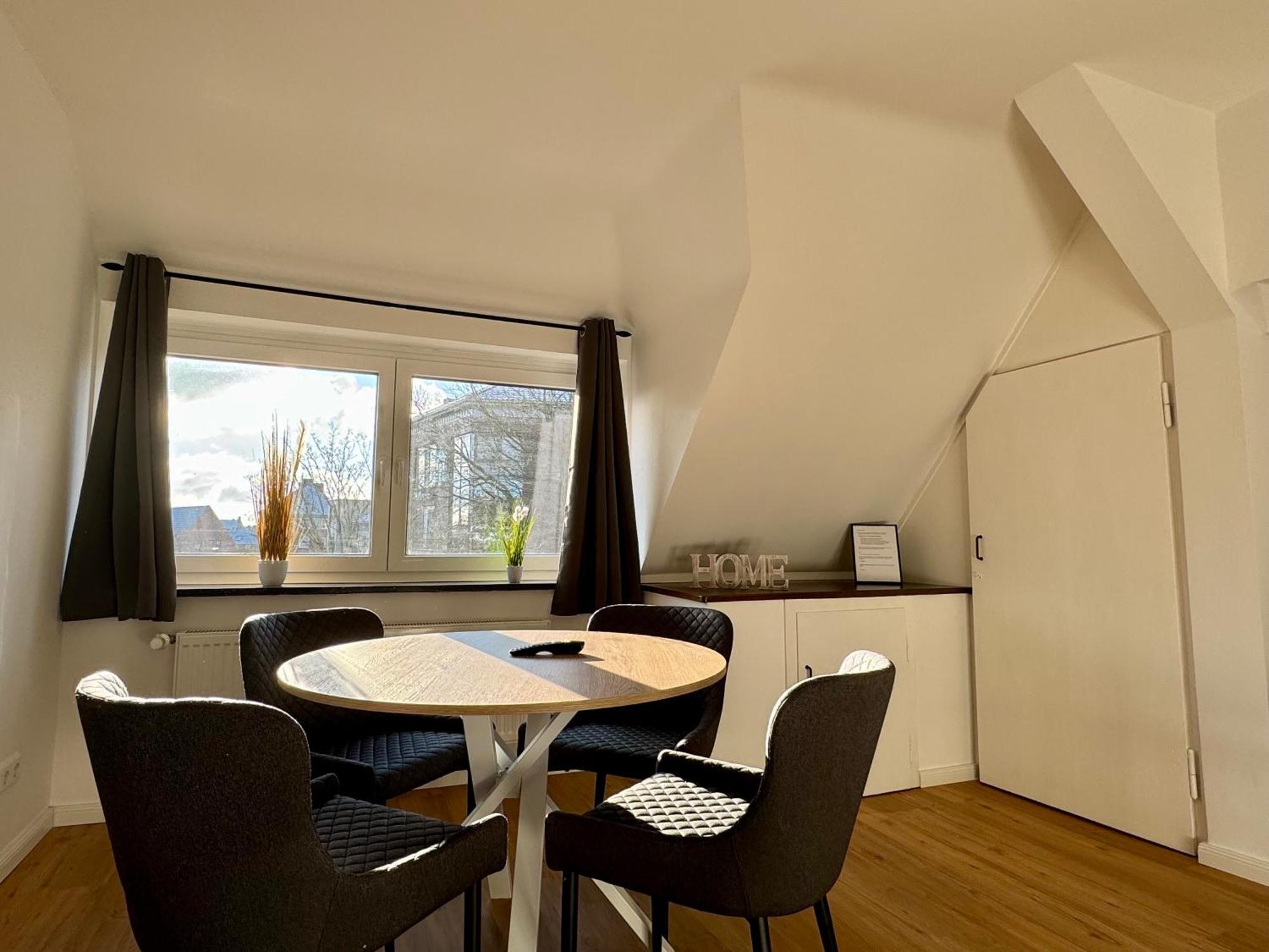 Modernes City Apartment Nahe Hbf Emden Exterior foto